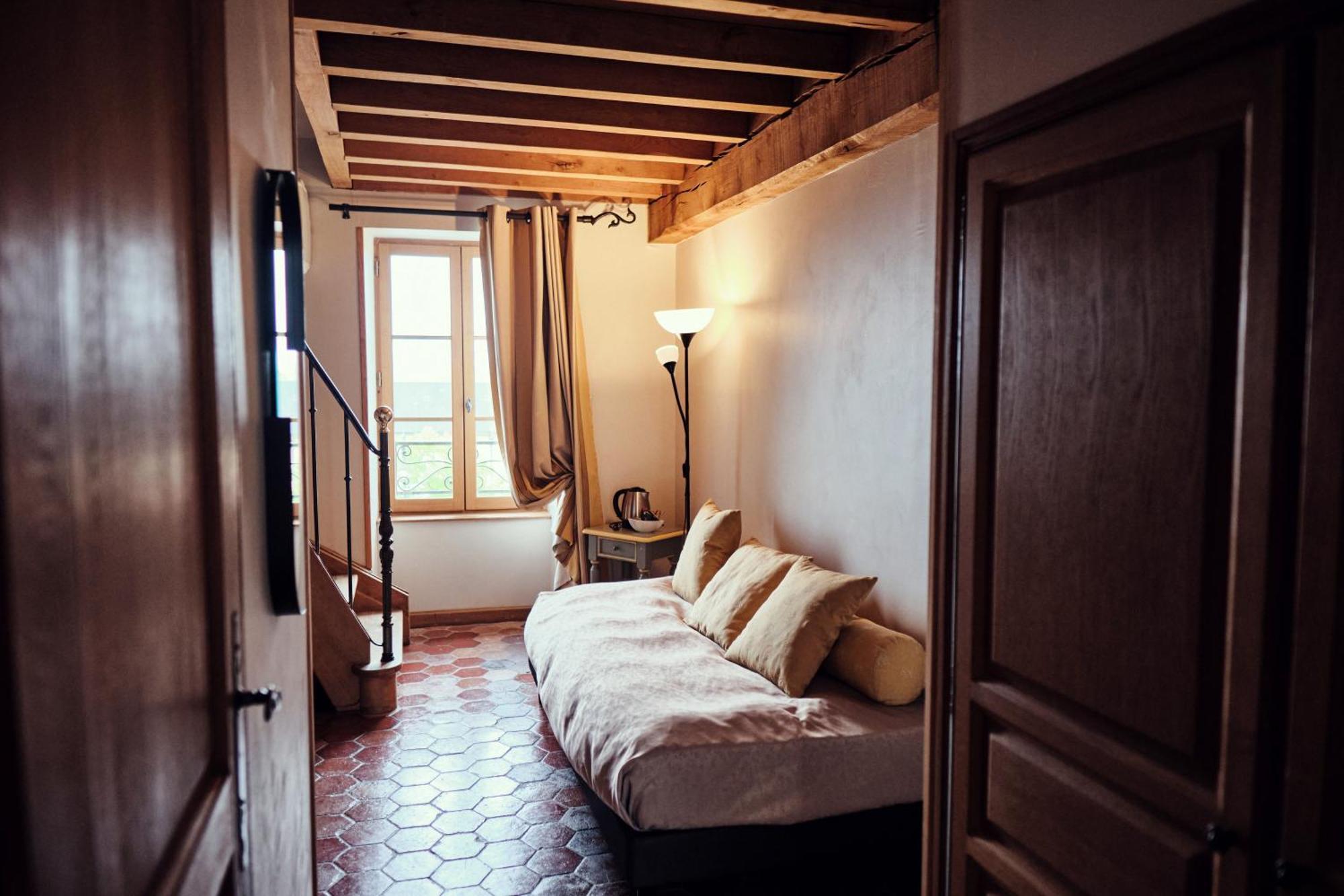 Hostellerie De La Tour D'Auxois Saulieu Exterior foto