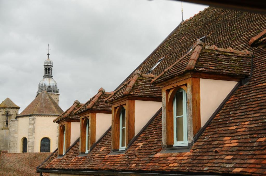 Hostellerie De La Tour D'Auxois Saulieu Exterior foto
