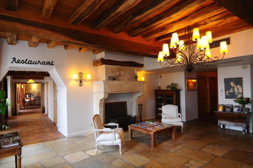 Hostellerie De La Tour D'Auxois Saulieu Exterior foto